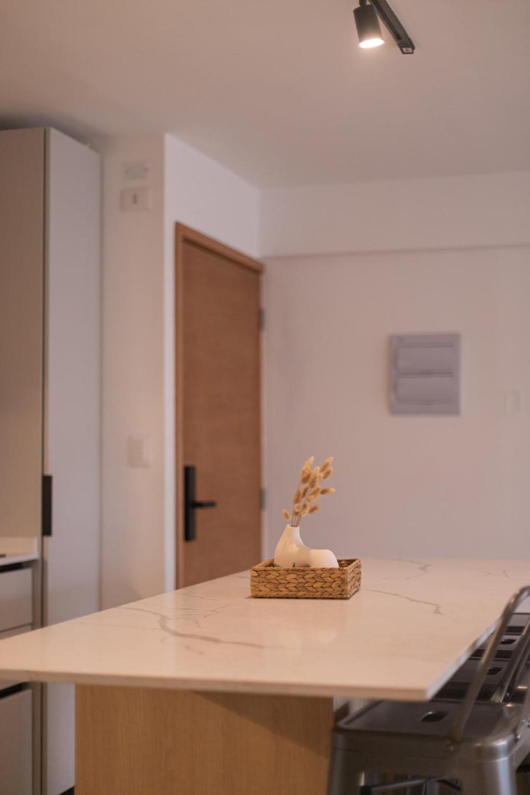 Unwind And Refresh In A Spacious 2-bedroom For 4 Apartamento Santiago